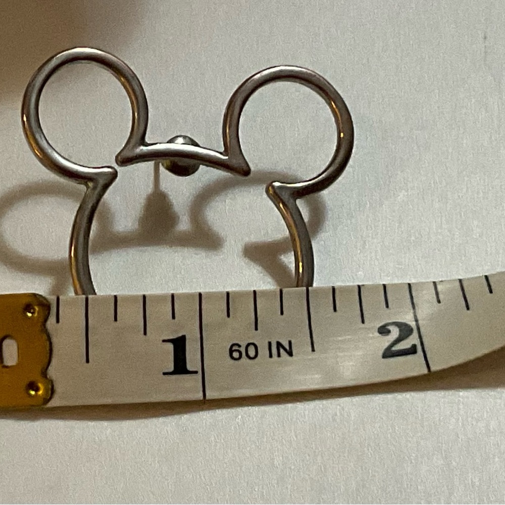 Disney : Silver plated Mickey head shaped earrings. Approximate one inch in size - Picture 7 of 8
